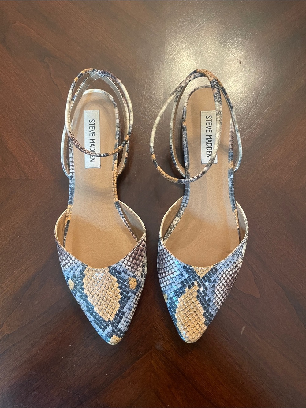 Women’s Steve Madden Snakeskin-Style Flats Size 8